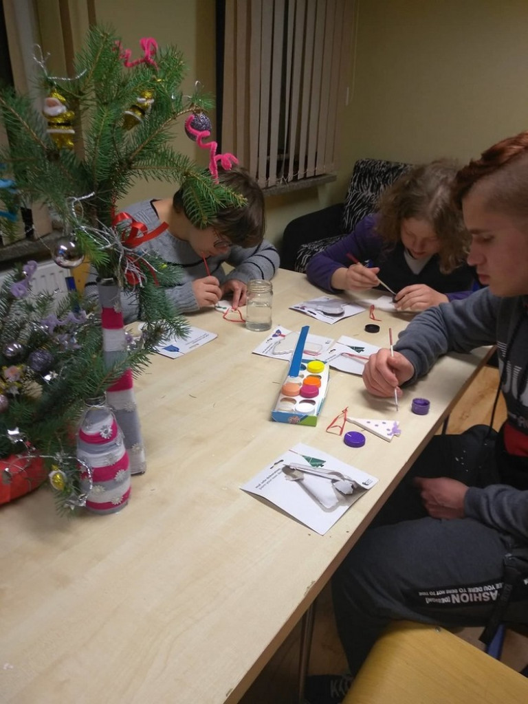 Wolontariusze Fundacji Dr Clown z wizytą w hrubieszowskim Specjalnym Ośrodku Szkolno-Wychowawczym - ZDJĘCIA