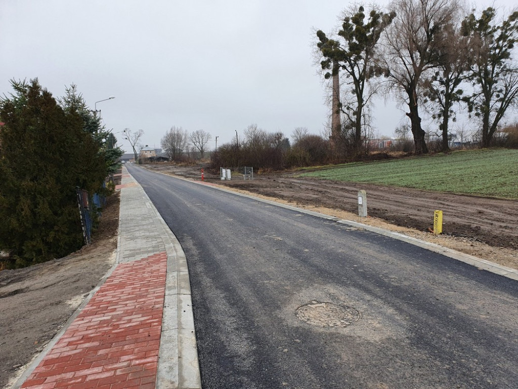 Hrubieszów: Budowa ul. Diamentowej zakończona - ZDJĘCIA