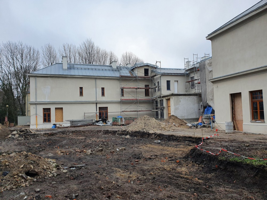 Hrubieszów: Remont Syndykatu Rolniczego się przedłuża - ZDJĘCIA