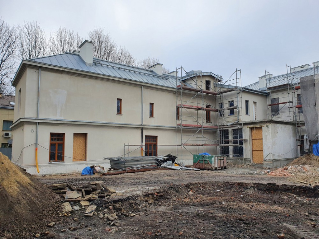 Hrubieszów: Remont Syndykatu Rolniczego się przedłuża - ZDJĘCIA