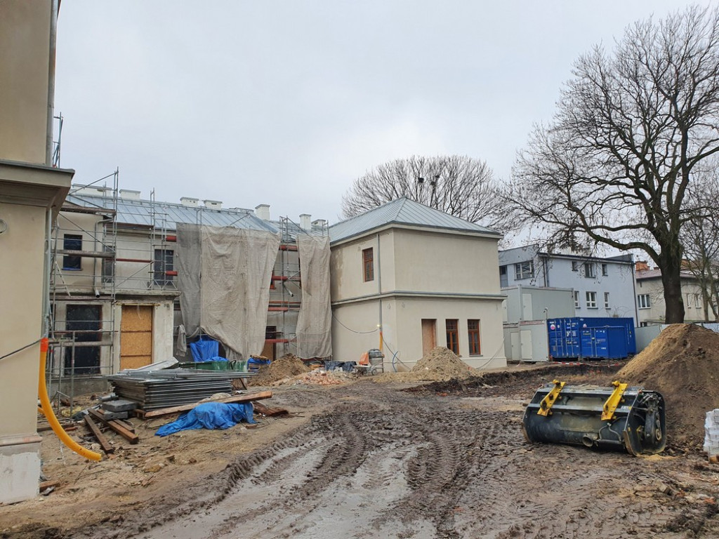 Hrubieszów: Remont Syndykatu Rolniczego się przedłuża - ZDJĘCIA