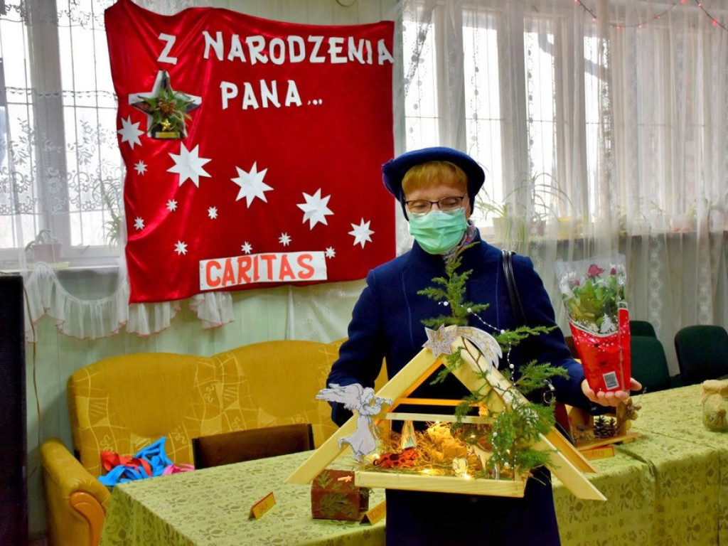 Hrubieszów: Wręczenie nagród w konkursie na najpiękniejszą rodzinną szopkę Bożonarodzeniową - ZDJĘCIA