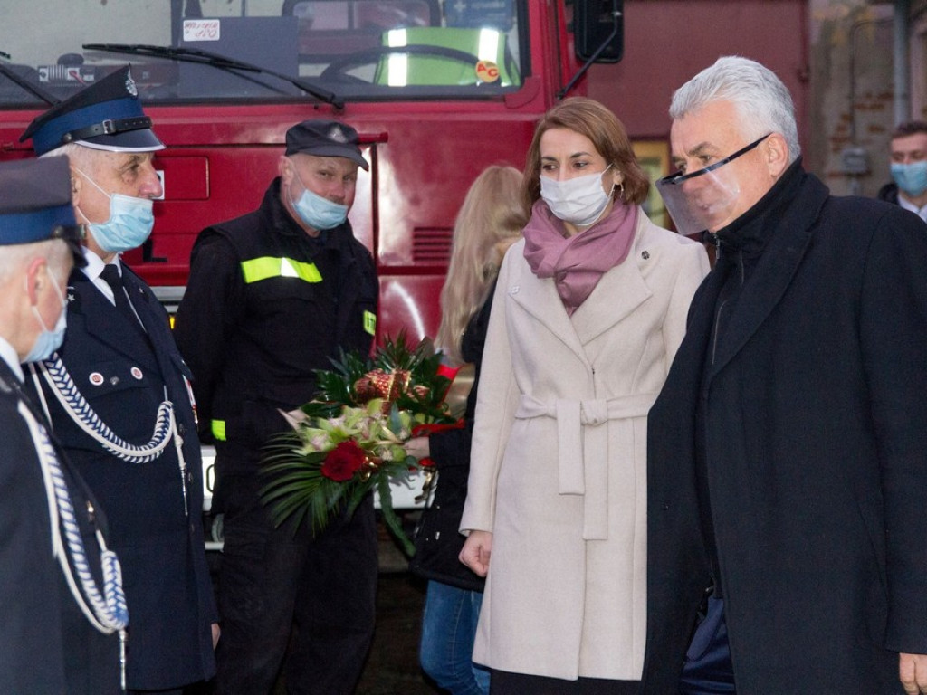 Gmina Trzeszczany: Profesjonalny zestaw ratownictwa medycznego dla OSP w Nieledwi - ZDJĘCIA