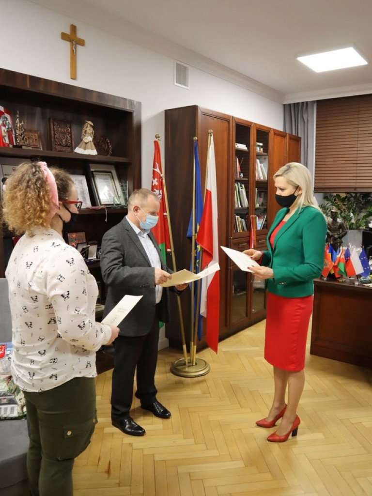 Nagrody dla zawodniczek i trenerów Unii Hrubieszów - ZDJĘCIA