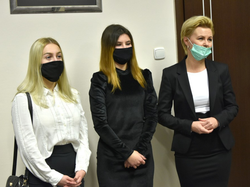Hrubieszów: Stypendia dla najzdolniejszych uczniów szkół średnich - ZDJĘCIA