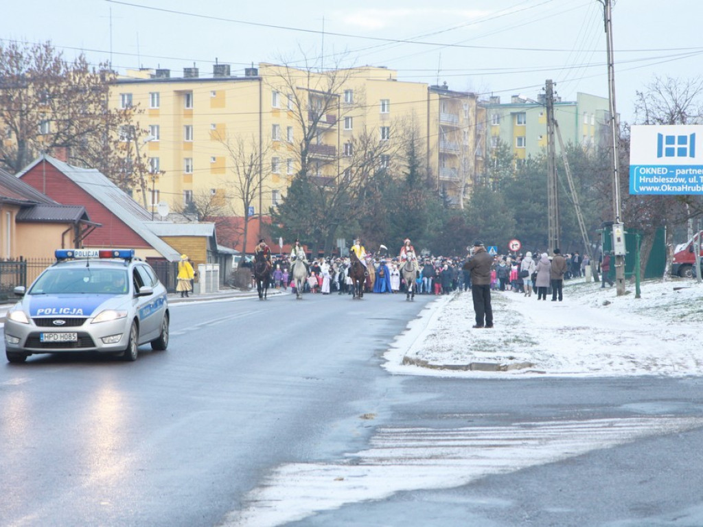 Hrubieszowski Orszak Trzech Króli 5 lat temu - ZDJĘCIA, WIDEO
