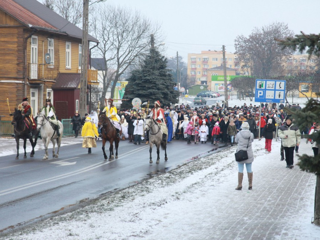 Hrubieszowski Orszak Trzech Króli 5 lat temu - ZDJĘCIA, WIDEO