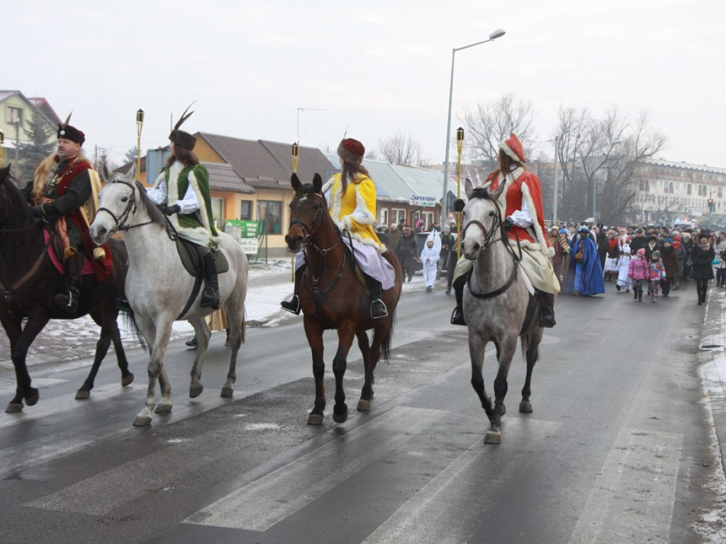 Hrubieszowski Orszak Trzech Króli 5 lat temu - ZDJĘCIA, WIDEO
