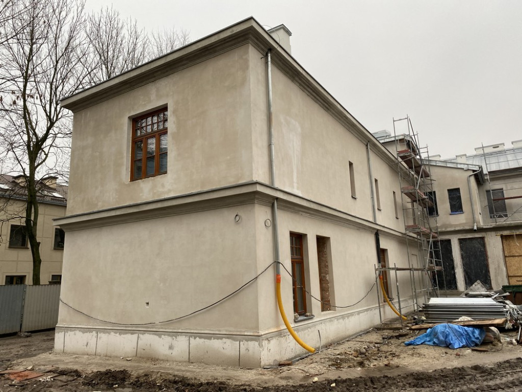 Hrubieszów: Trwa remont budynku Syndykatu Rolniczego - ZDJĘCIA