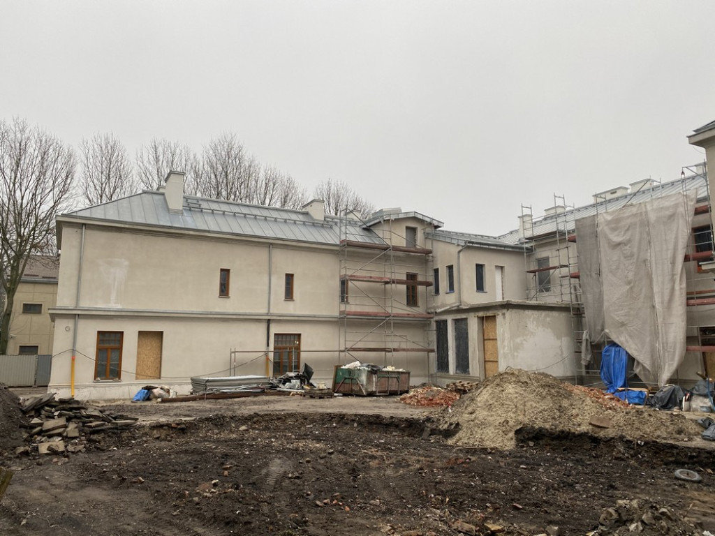 Hrubieszów: Trwa remont budynku Syndykatu Rolniczego - ZDJĘCIA