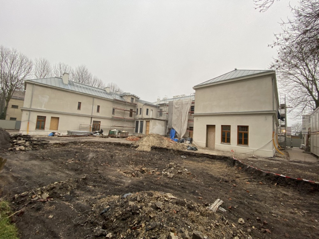 Hrubieszów: Trwa remont budynku Syndykatu Rolniczego - ZDJĘCIA