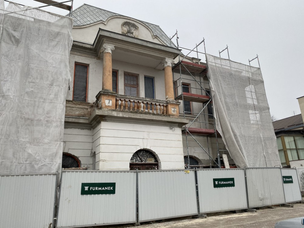 Hrubieszów: Trwa remont budynku Syndykatu Rolniczego - ZDJĘCIA
