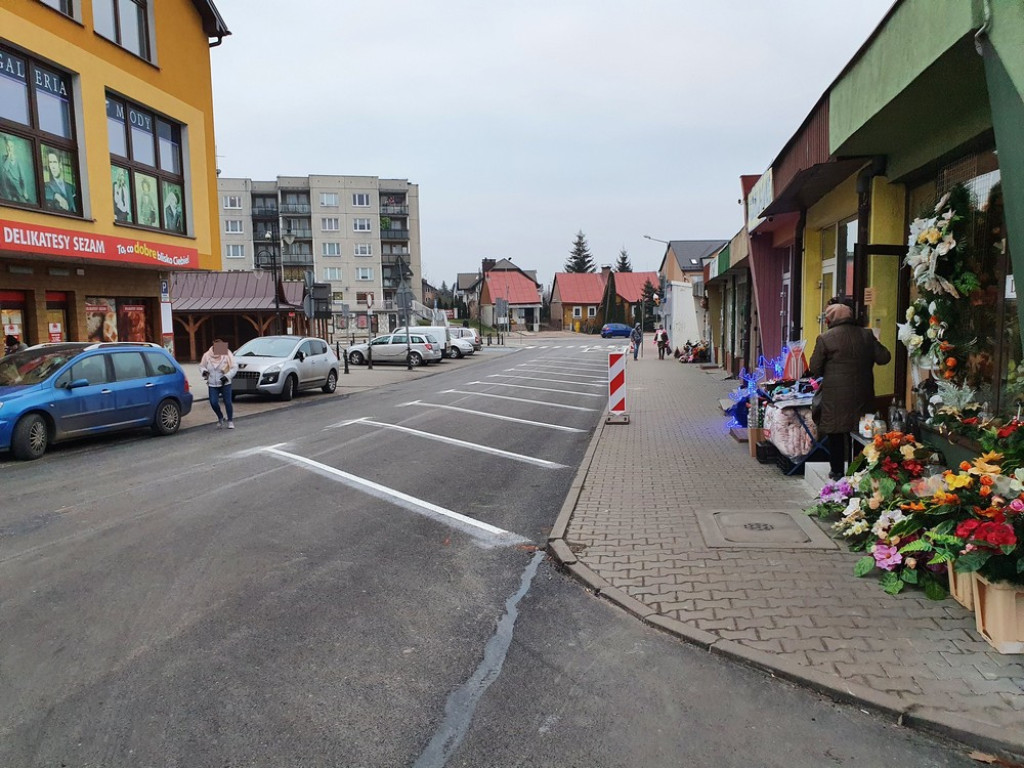 Hrubieszów: Więcej parkingów na Prostej, węższy przejazd