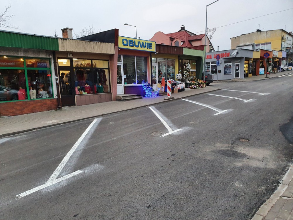 Hrubieszów: Więcej parkingów na Prostej, węższy przejazd
