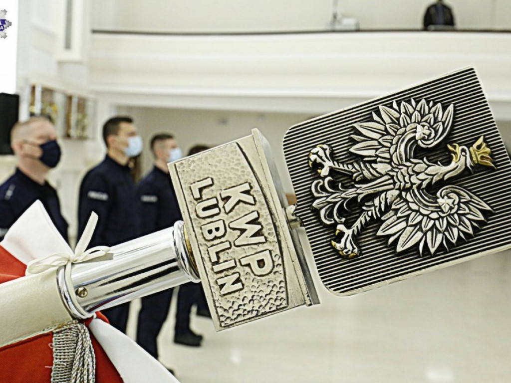 Nowi policjanci lubelskiego garnizonu. Zasilą również szeregi hrubieszowskiej komendy - ZDJĘCIA