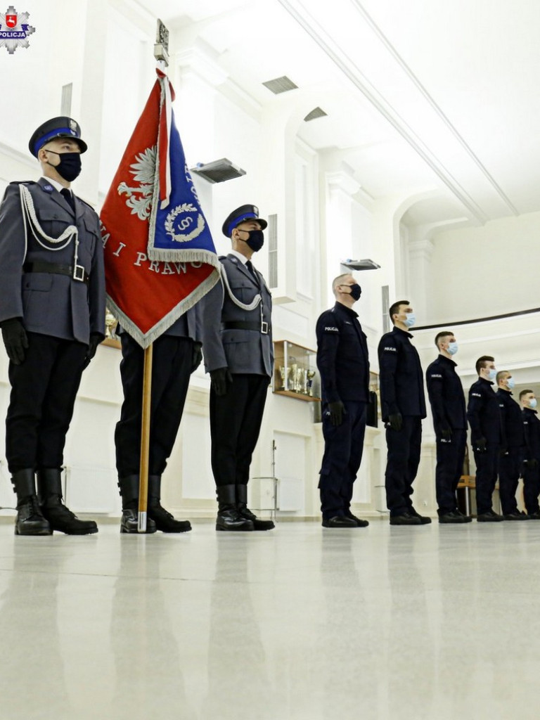 Nowi policjanci lubelskiego garnizonu. Zasilą również szeregi hrubieszowskiej komendy - ZDJĘCIA
