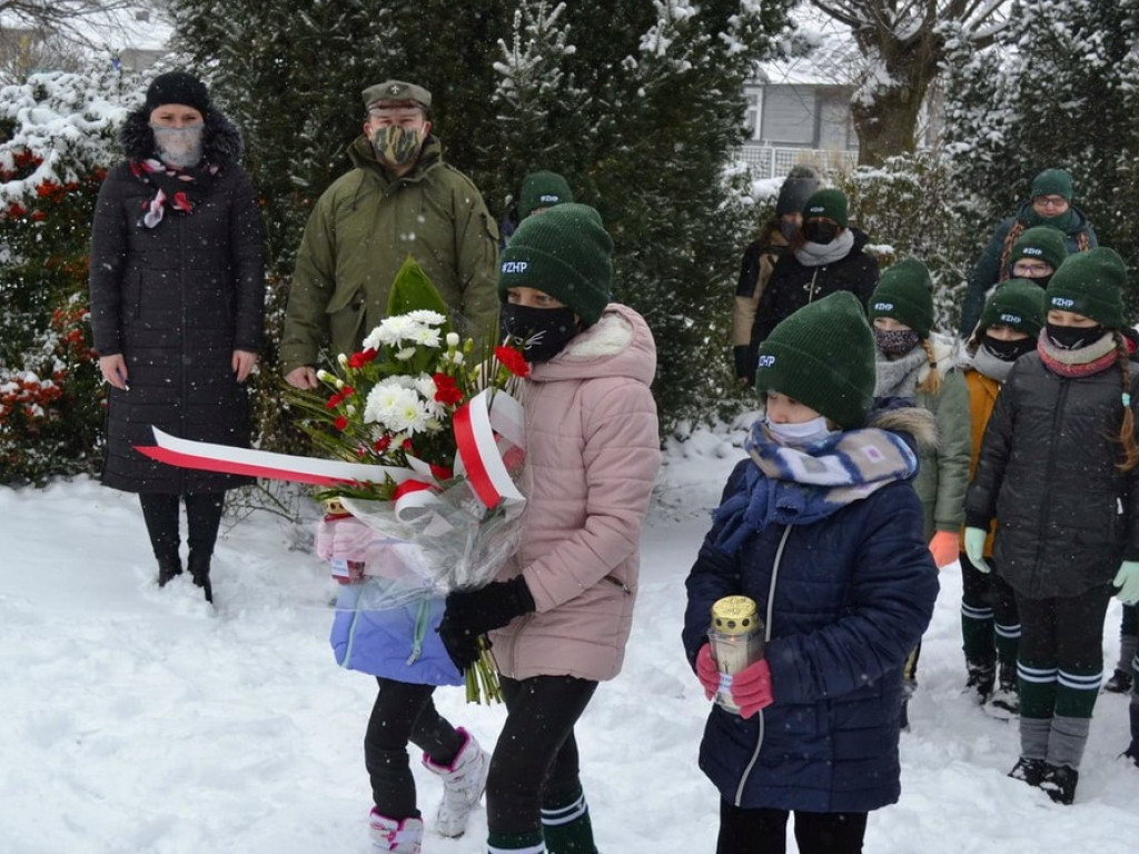 Gmina Uchanie: Harcerze uczcili pamięć wysiedlonych - ZDJĘCIA