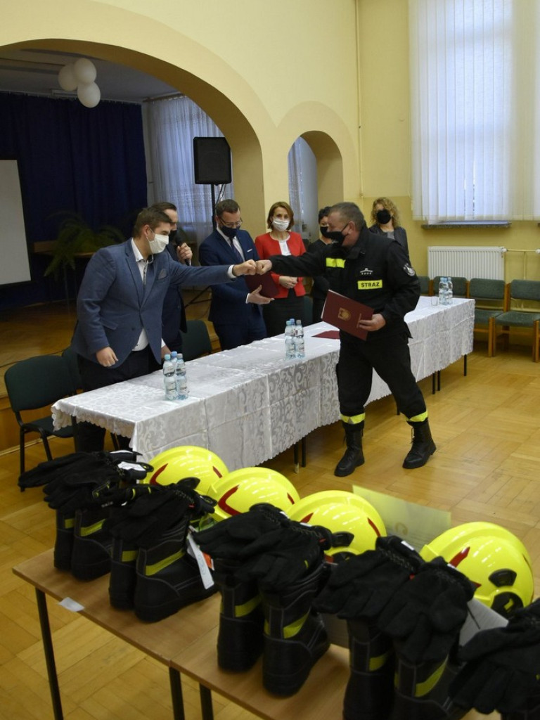 Wiceminister przekazał nowy sprzęt dla druhów z gminy Hrubieszów - ZDJĘCIA, WIDEO