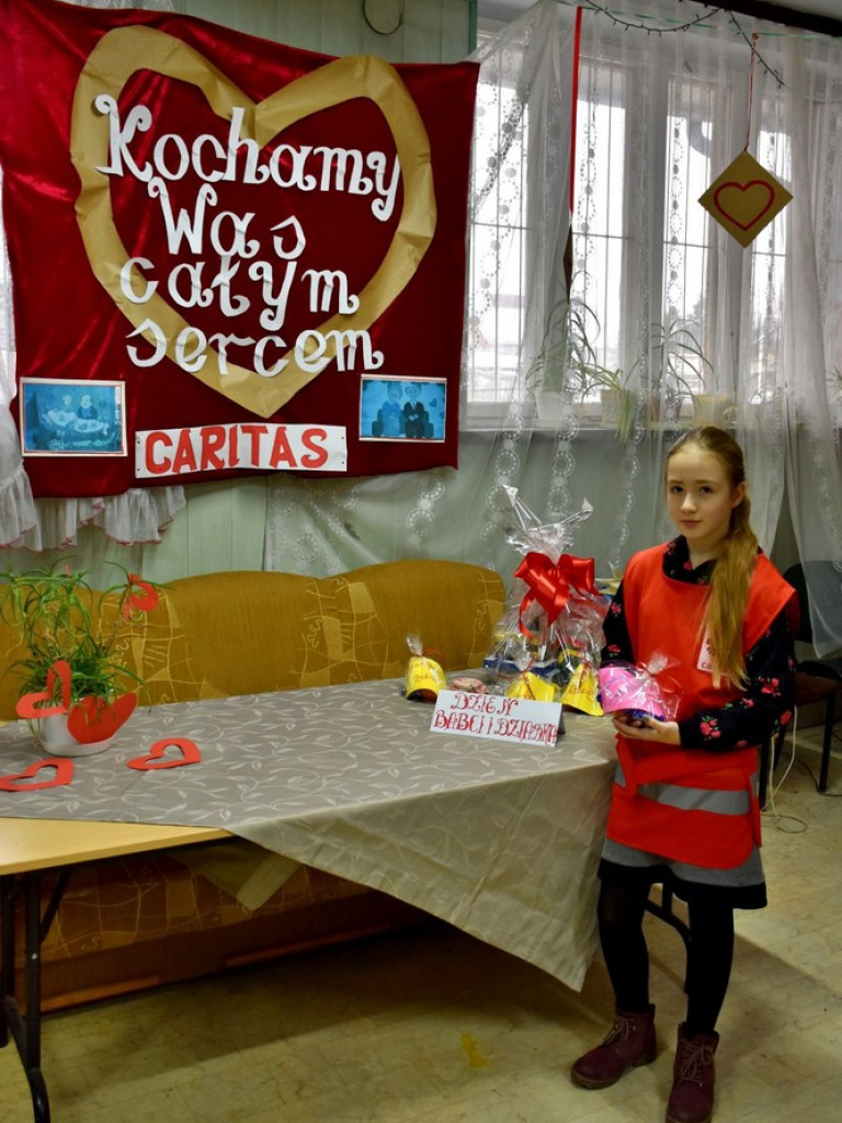 Dzień Babci i Dziadka w Caritas Hrubieszów - ZDJĘCIA, WIDEO