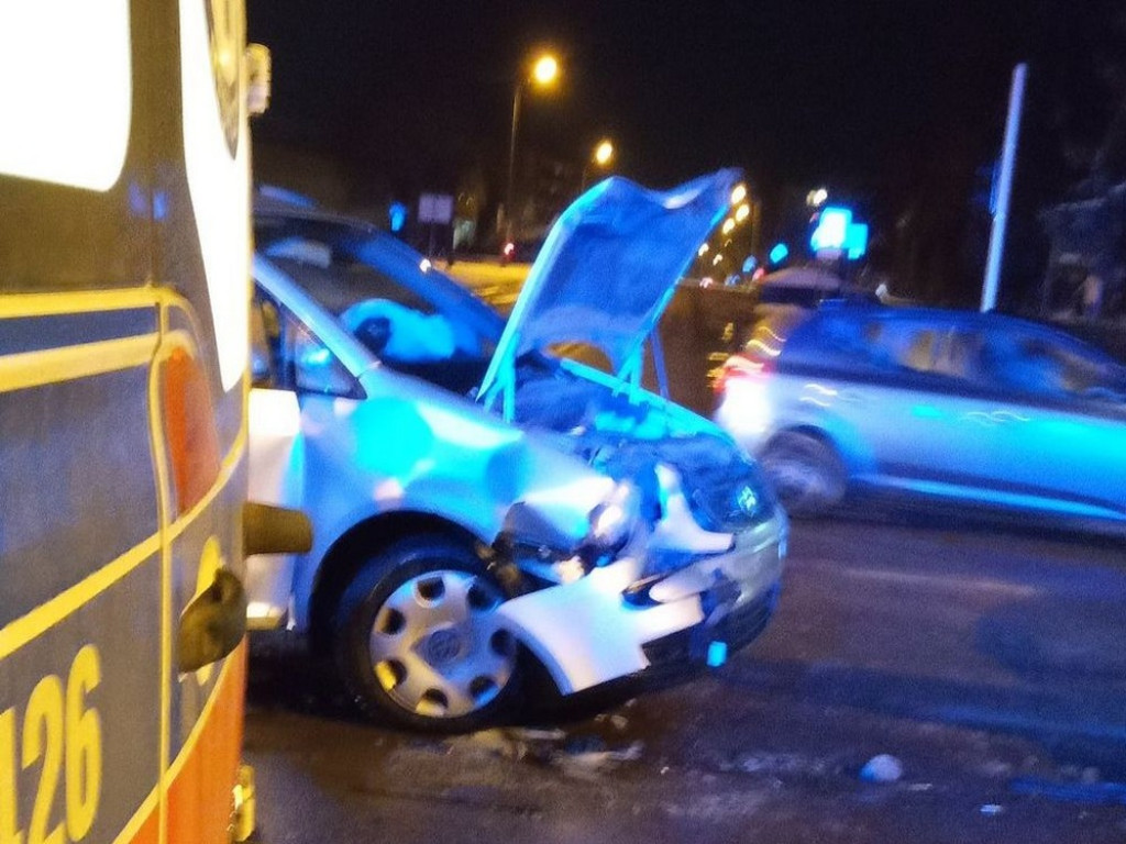 Hrubieszów: Wypadek na skrzyżowaniu Piłsudskiego, Ludnej i Mickiewicza - ZDJĘCIA