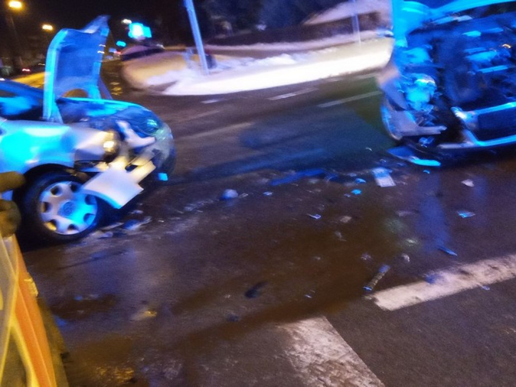 Hrubieszów: Wypadek na skrzyżowaniu Piłsudskiego, Ludnej i Mickiewicza - ZDJĘCIA