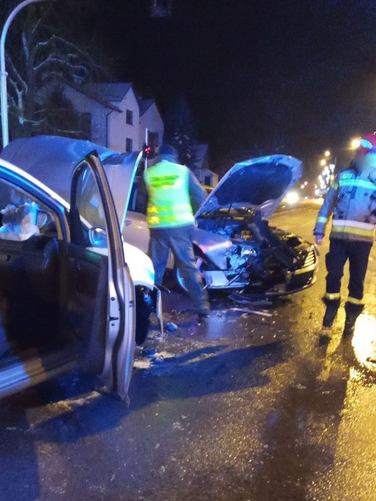 Hrubieszów: Wypadek na skrzyżowaniu Piłsudskiego, Ludnej i Mickiewicza - ZDJĘCIA