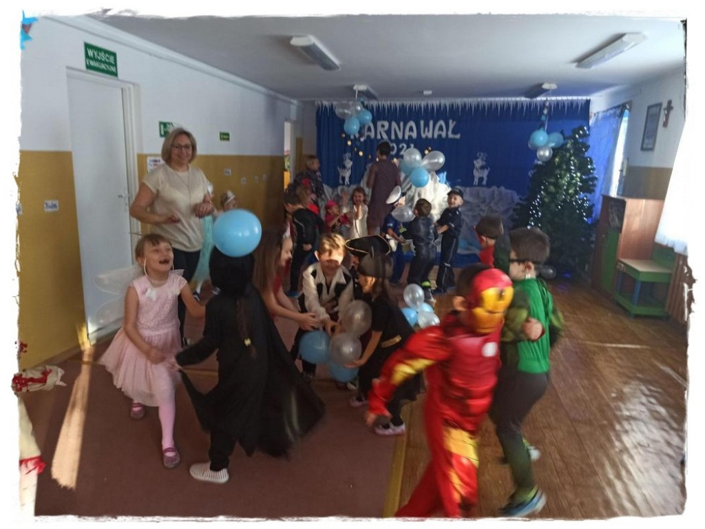 Bal karnawałowy w przedszkolu przy ul. Gródeckiej - ZDJĘCIA