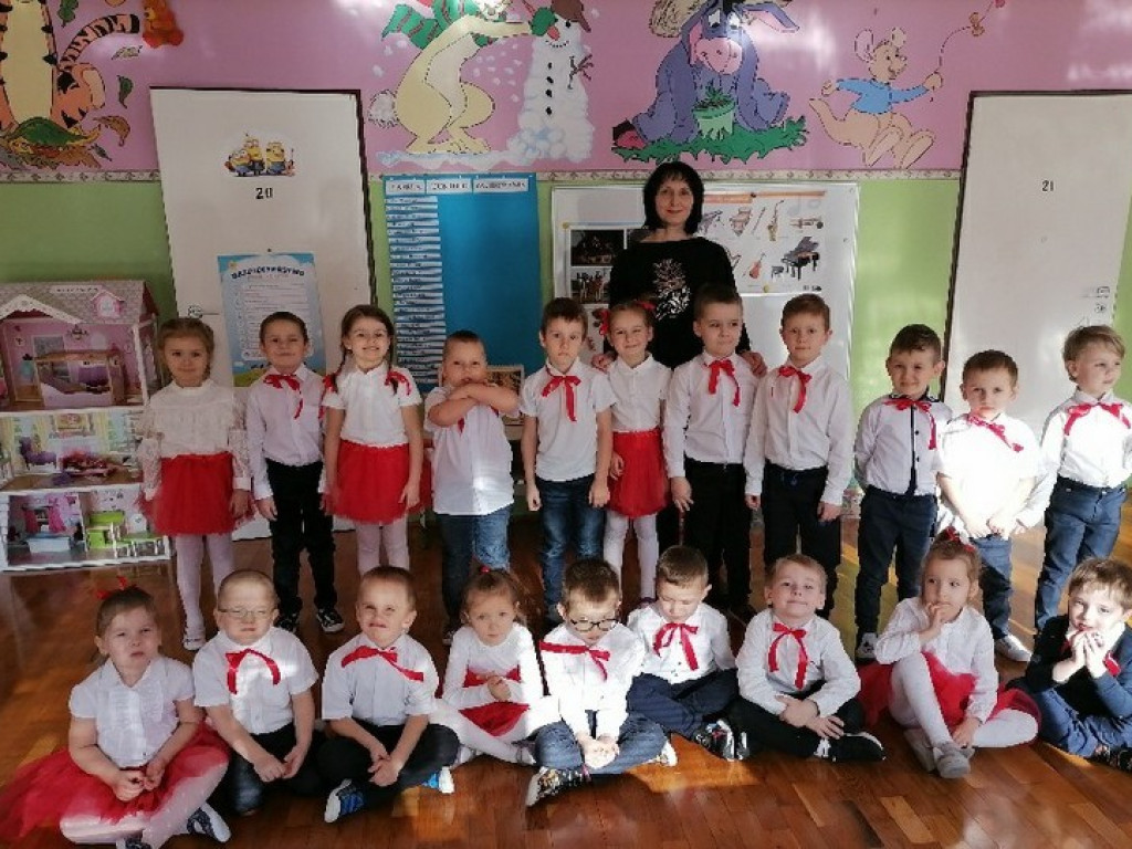 Hrubieszów: Święto Babci i Dziadka w Przedszkolu nr 2 - ZDJĘCIA