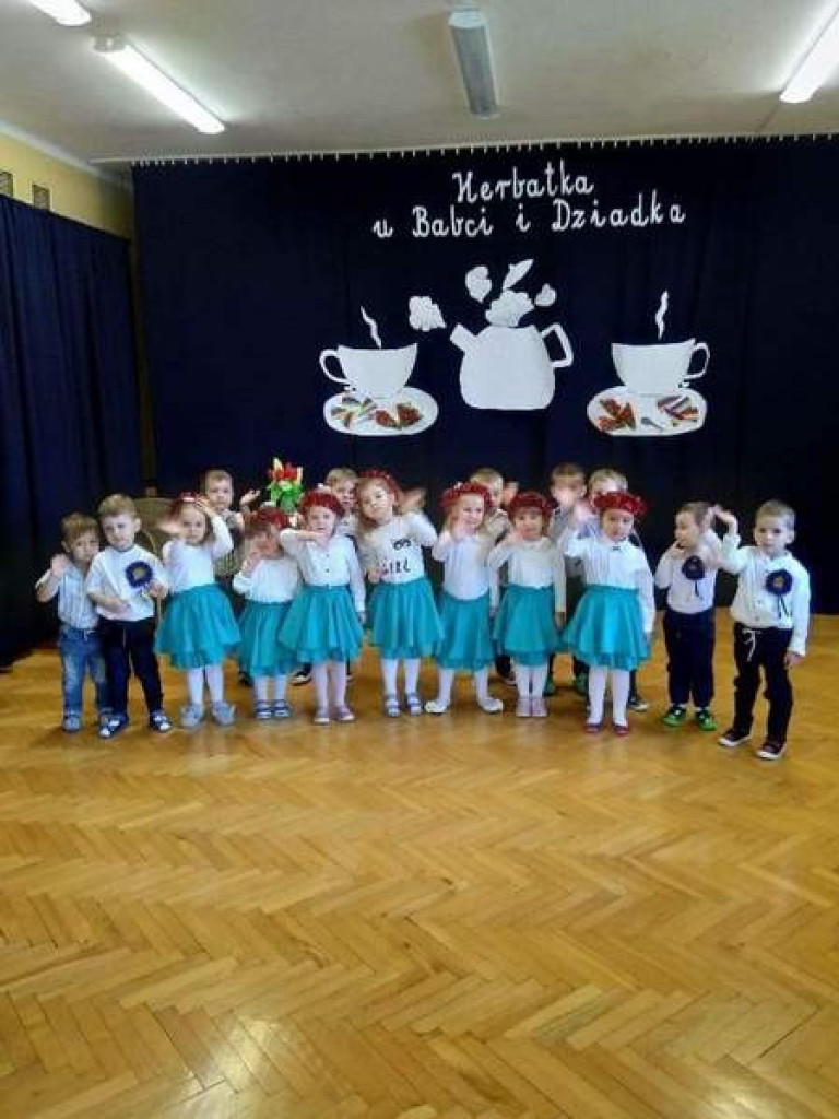 Hrubieszów: Święto Babci i Dziadka w Przedszkolu nr 2 - ZDJĘCIA