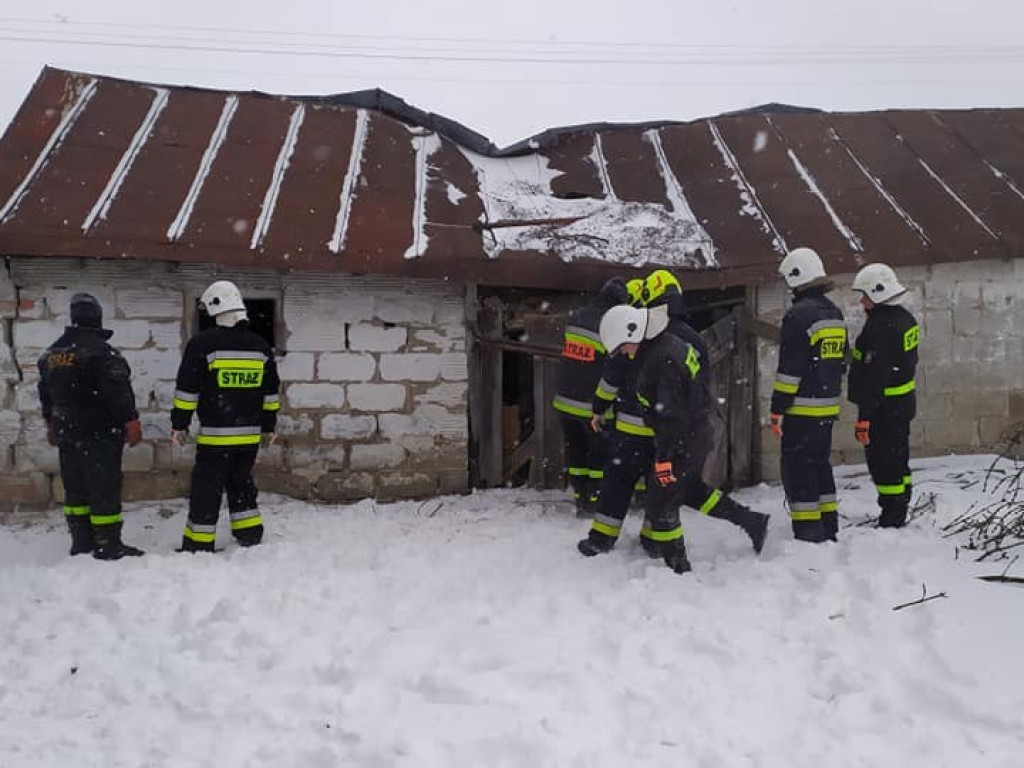 Wiatr uszkodził dachy na budynkach w Czerniczynie i Husynnem - ZDJĘCIA