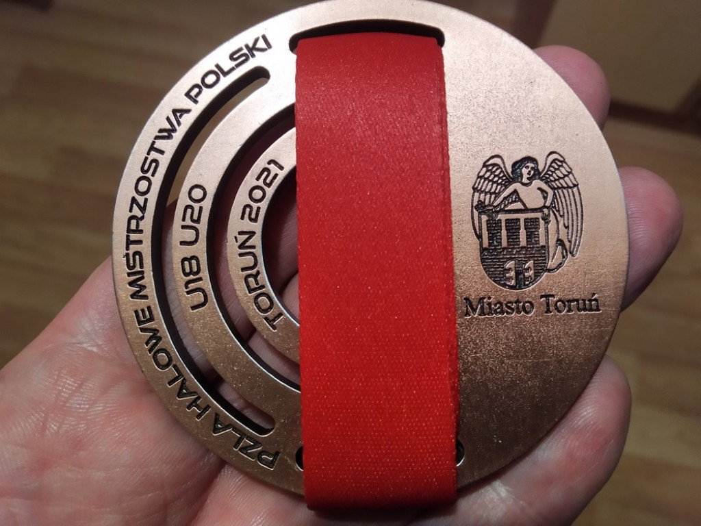Brązowy medal Karoliny Tarnowskiej w Halowych Mistrzostwach Polski! - ZDJĘCIA