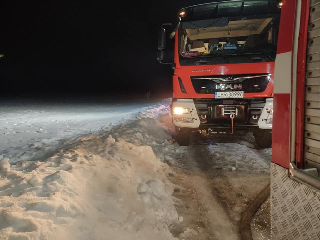 Pożar budynku gospodarczego w Szpikołosach - ZDJĘCIA