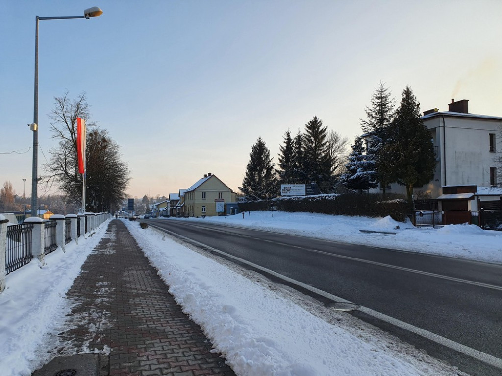 Hrubieszów: Pomoc dla województwa na parkingi przy basenie - ZDJĘCIA