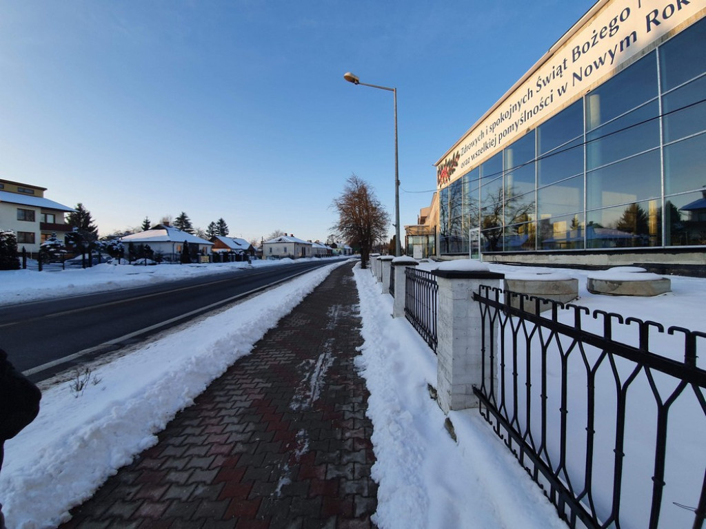Hrubieszów: Pomoc dla województwa na parkingi przy basenie - ZDJĘCIA