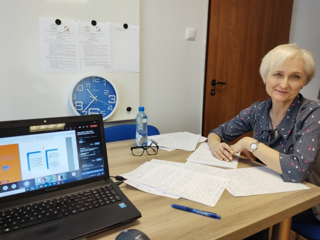 Hrubieszowska Poradnia Psychologiczno-Pedagogiczna szkoli razem z Kuratorium Oświaty W Lublinie i LSCDN - ZDJĘCIA