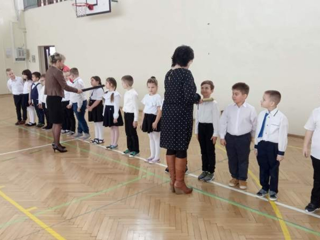 Ślubowanie klas pierwszych w hrubieszowskiej Trójce - ZDJĘCIA