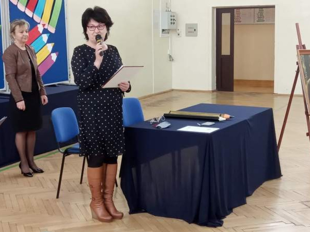 Ślubowanie klas pierwszych w hrubieszowskiej Trójce - ZDJĘCIA