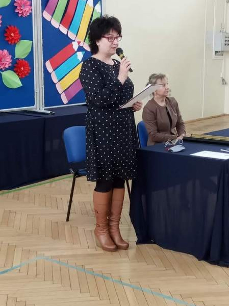 Ślubowanie klas pierwszych w hrubieszowskiej Trójce - ZDJĘCIA