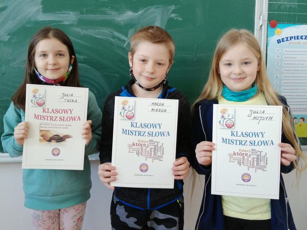 Międzynarodowy Dzień Języka Ojczystego w Szkole Podstawowej w Czerniczynie - ZDJĘCIA