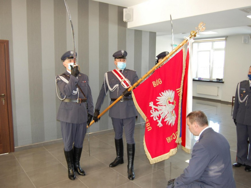 Święto Służby Więziennej w hrubieszowskim zakładzie karnym - awanse, odznaczenia, pożegnania - ZDJĘCIA