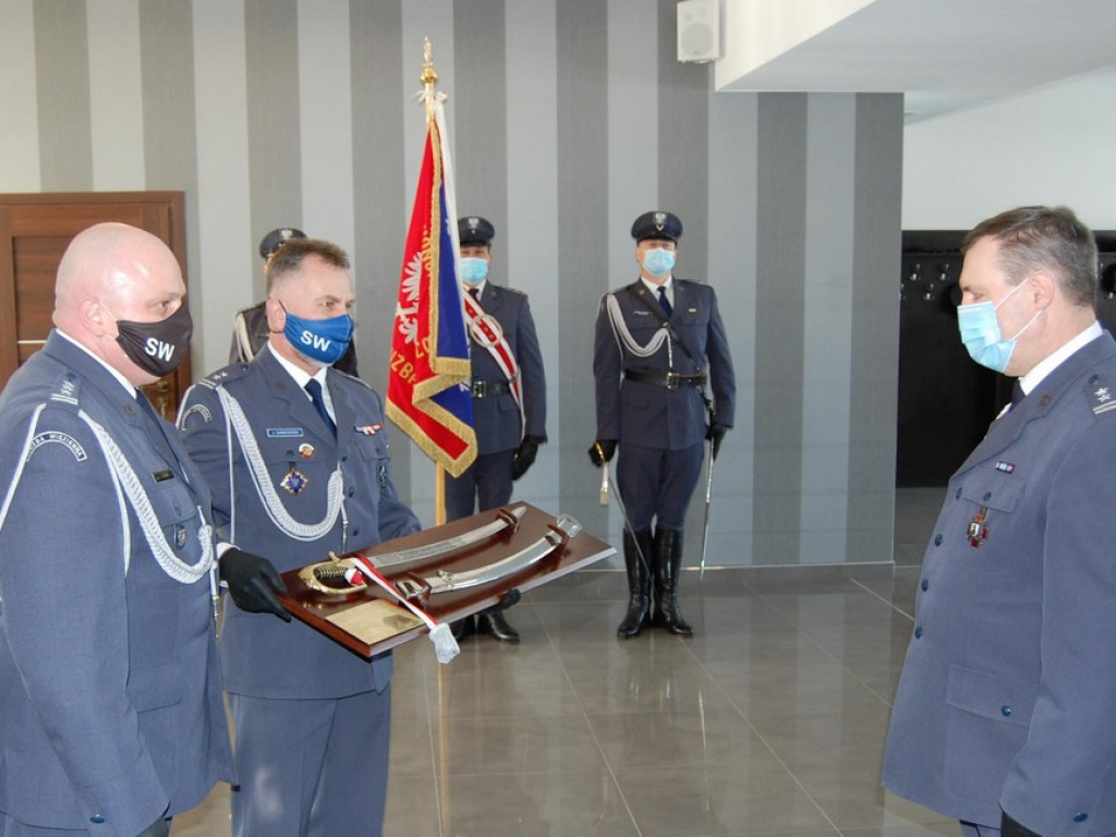 Święto Służby Więziennej w hrubieszowskim zakładzie karnym - awanse, odznaczenia, pożegnania - ZDJĘCIA