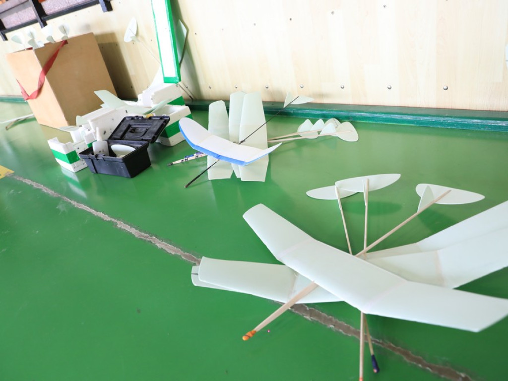 Hrubieszów: Za nami XIV Ogólnopolskie Zawody Modeli Szybowców Halowych klasy F1N - ZDJĘCIA, WIDEO