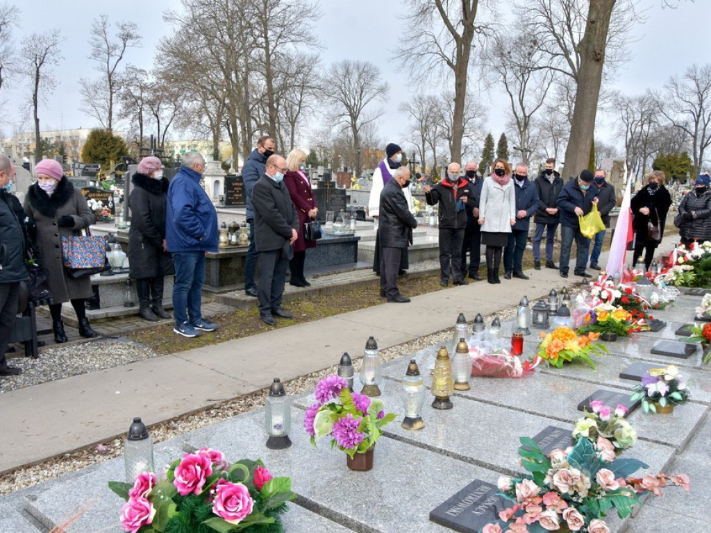 Hrubieszów uczcił 77. rocznica mordu dokonanego na kolejarzach w Gozdowie - ZDJĘCIA