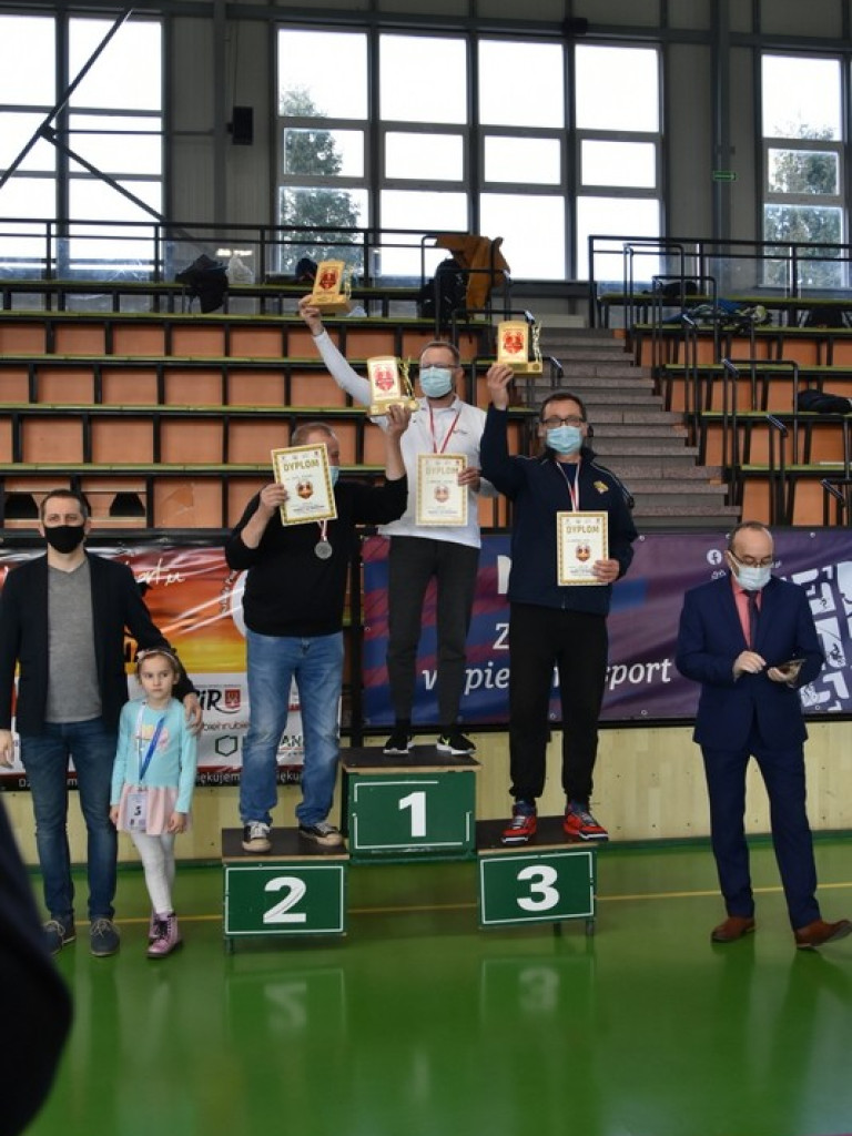 Hrubieszów: Wyniki XIV Ogólnopolskich Zawodów Modeli Szybowców Halowych klasy F1N - ZDJĘCIA, WIDEO