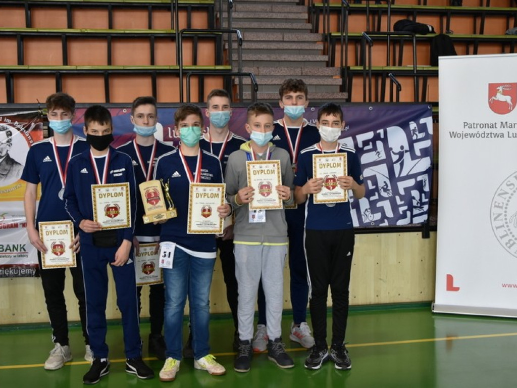 Hrubieszów: Wyniki XIV Ogólnopolskich Zawodów Modeli Szybowców Halowych klasy F1N - ZDJĘCIA, WIDEO