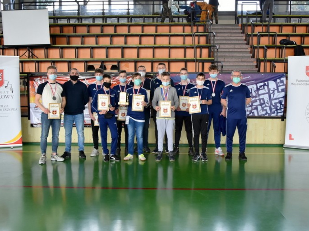 Hrubieszów: Wyniki XIV Ogólnopolskich Zawodów Modeli Szybowców Halowych klasy F1N - ZDJĘCIA, WIDEO