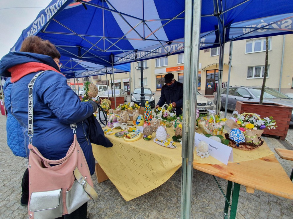 Hrubieszów: Wielkanocny Kiermasz Pisanek i Palm - ZDJĘCIA, WIDEO
