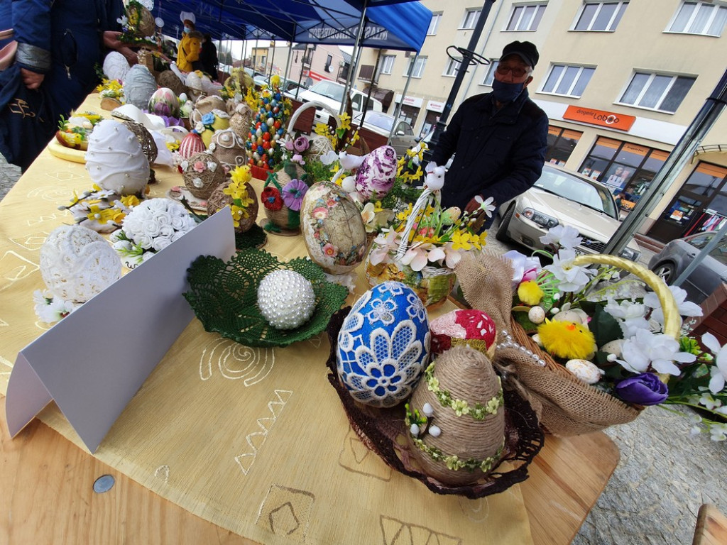 Hrubieszów: Wielkanocny Kiermasz Pisanek i Palm - ZDJĘCIA, WIDEO