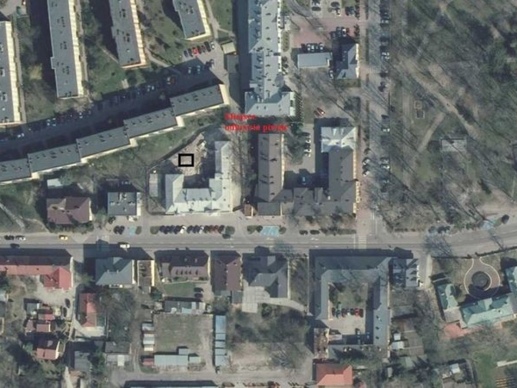 Hrubieszów: Tajemnicze piwnice na terenie remontowanego Syndykatu Rolniczego - ZDJĘCIA