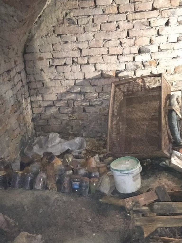 Hrubieszów: Tajemnicze piwnice na terenie remontowanego Syndykatu Rolniczego - ZDJĘCIA